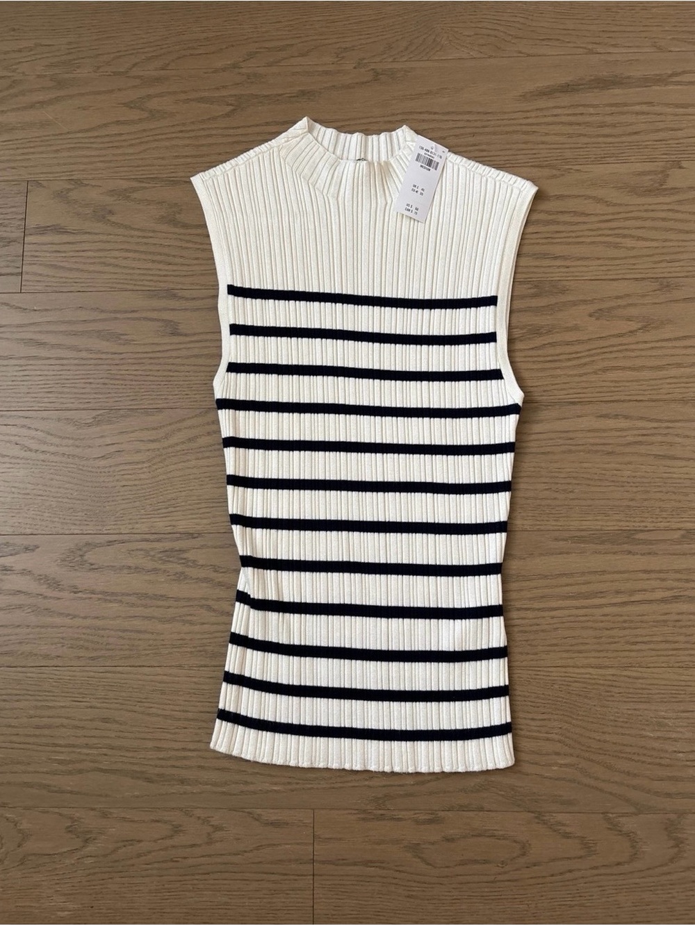 Abercrombie & Fitch White Ribbed Sleeveless Top with Black Stripes
